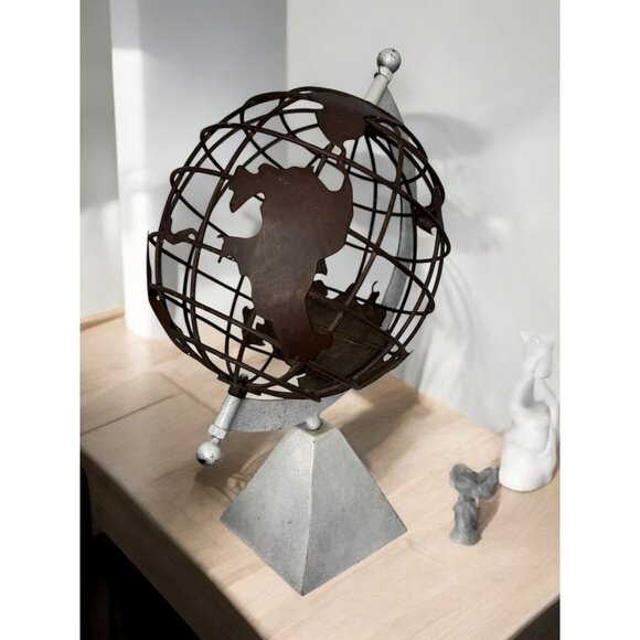 Vintage Metal Wire Globe Sculpture With Rotating Axis And Map Cutouts - Picture 1 of 10
